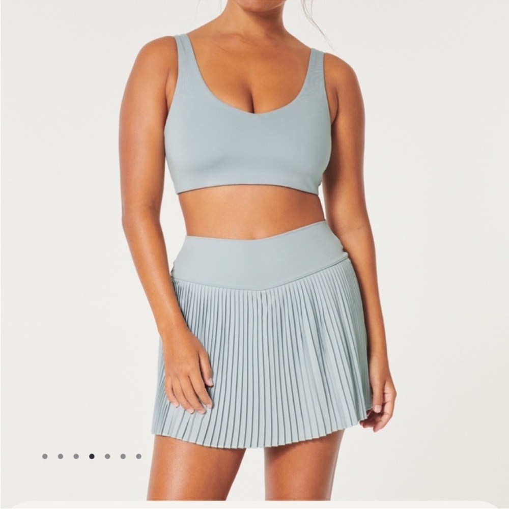 Gilly Hicks Active Pleated Skortie